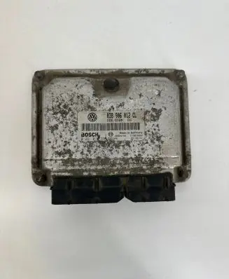 Skoda Octavia Mk1 (1U) Engine control unit/module 038906012CL 28SA4726 0281010380