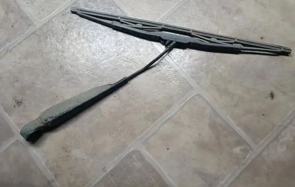 Chrysler Grand Voyager IV Rear wiper blade arm 05288704AD
