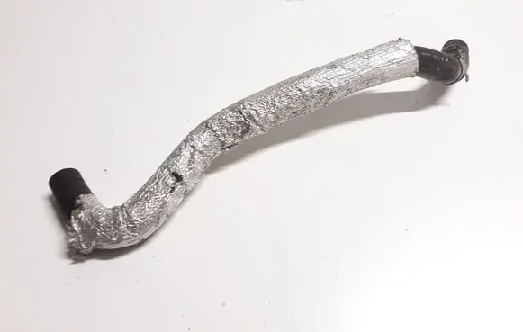 Coolant pipe/hose
