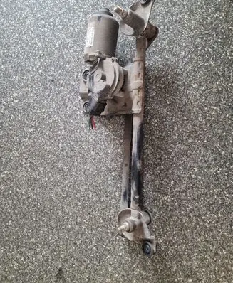 Hyundai Getz Front wiper linkage and motor