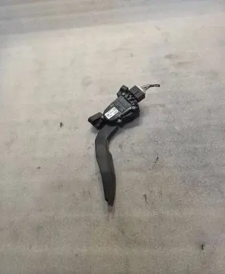 Opel Vectra C Accelerator throttle pedal 6PV00832200 9186724