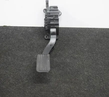 Tesla Model 3 Accelerator throttle pedal J1818024914 1011298