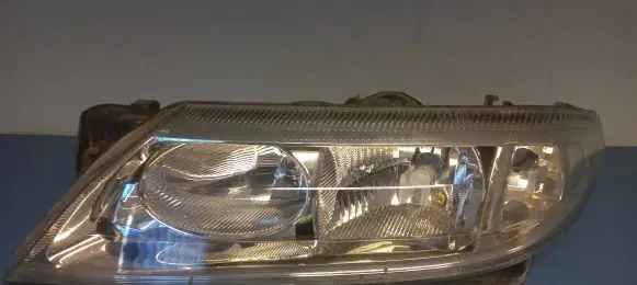 Renault Laguna II Headlight/headlamp 89004275
