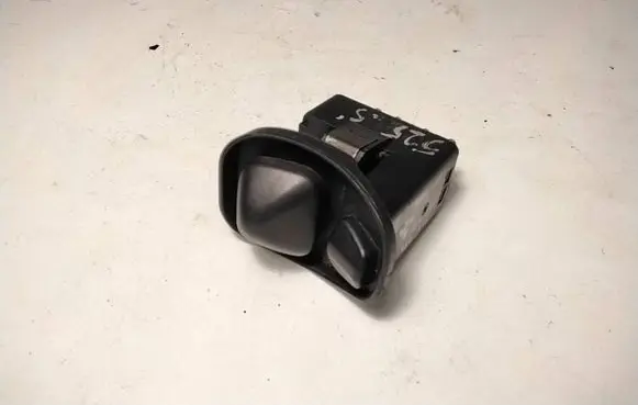 BMW 5 E34 Wing mirror switch 8369331 03830700