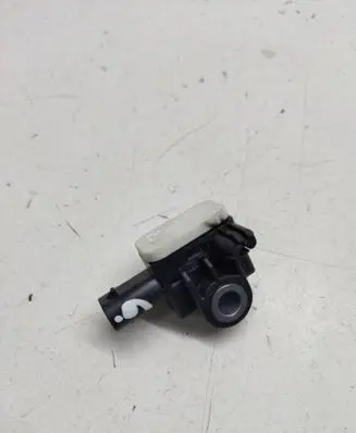 Mercedes-Benz Vito Viano W447 Airbag deployment crash/impact sensor A4479050013 180528