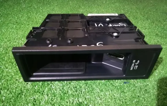 Volkswagen Golf VI Other control units/modules 5N0035344G