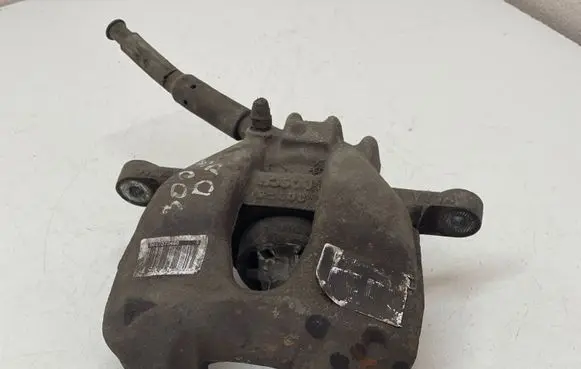 Peugeot 3008 I Front brake caliper 9687373480