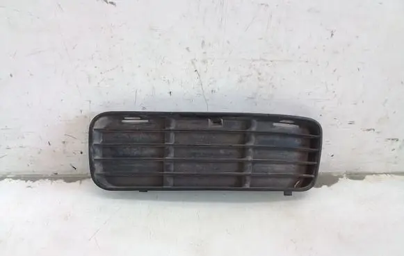 Volkswagen Caddy Front bumper lower grill 6K5853665A