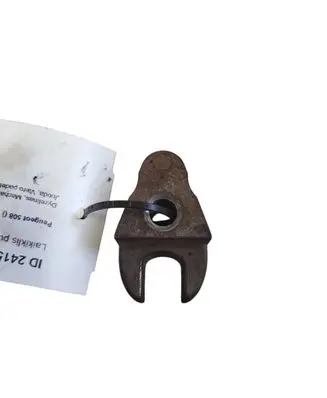 Peugeot 508 Fuel Injector clamp holder 