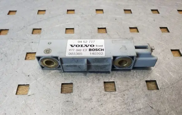 Volvo XC70 Airbag deployment crash/impact sensor 9452777