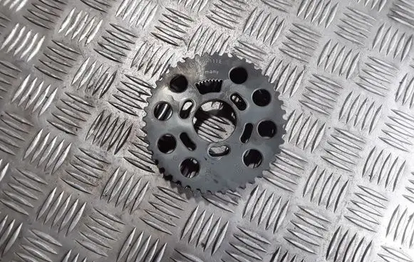 Camshaft pulley/ VANOS