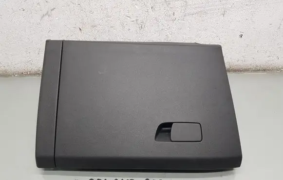 Renault Arkana Glove box 68500-7841R
