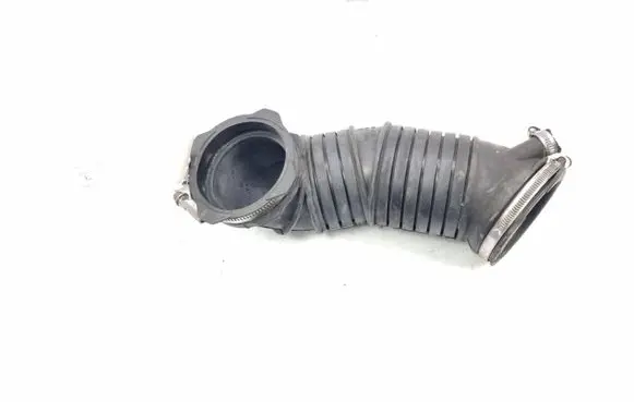 Audi A8 S8 D3 4E Air intake hose/pipe 07C129627F