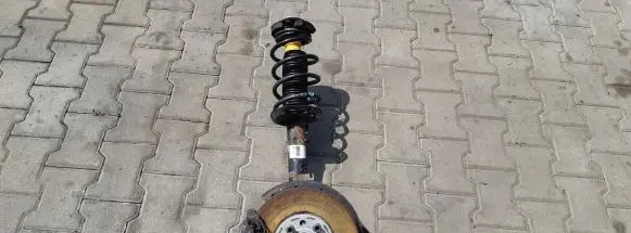 Volkswagen Jetta V Front wheel hub spindle knuckle 1T0413031G