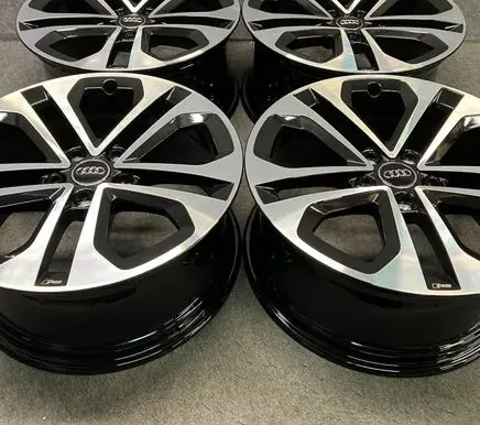 Audi A3 8Y R18 alloy rim 8Y0601025CE