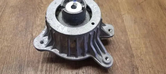 Mercedes-Benz E W213 Engine mount bracket A2132400600
