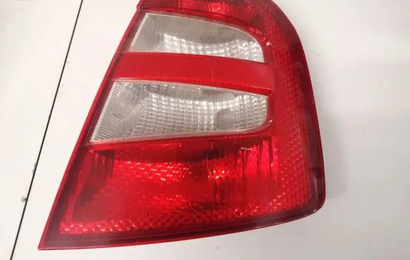 Skoda Fabia Mk1 (6Y) Rear/tail lights 6y6945096b 6y6945112