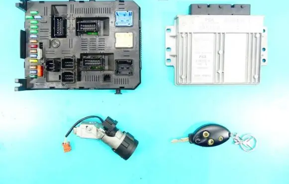 Citroen C5 Engine control unit/module ECU 9657070680 IMPRK1068802