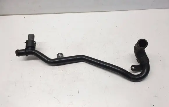 Volkswagen PASSAT CC Engine coolant pipe/hose 5N0121070L 5N0121065