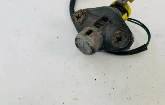 KIA Sorento Tailgate exterior lock 