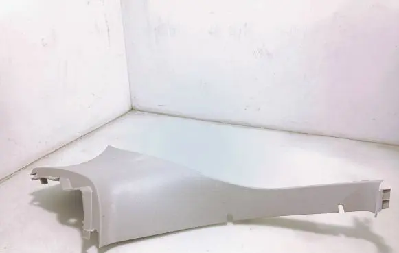 Opel Insignia A (D)pillar trim (top) 13221268