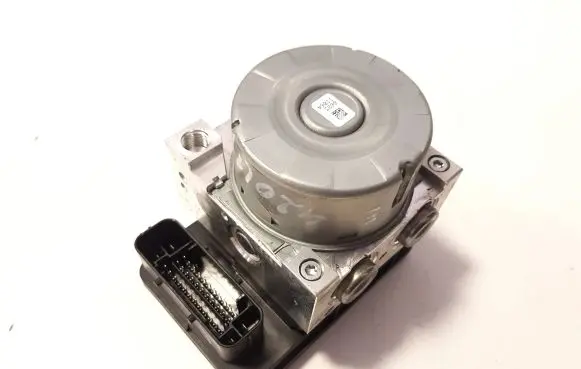 BMW 4 F32 F33 ABS Pump 6875558 6875559