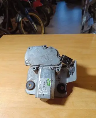 Renault Espace II Rear window wiper motor 53004012