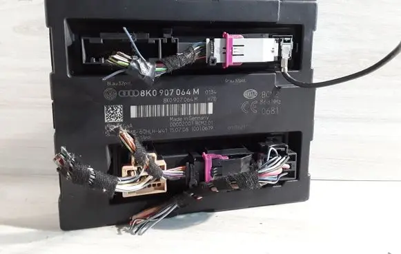 Audi A4 S4 B8 8K Comfort/convenience module 5DK00991860 8K0907064M