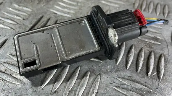 Volvo V70 Mass air flow meter 6C1112B579AA 6C1112B579