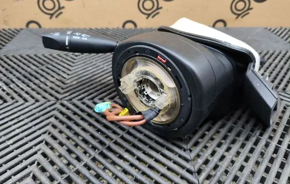 Dodge Challenger Wiper turn signal indicator stalk/switch 0601F6JZL000
