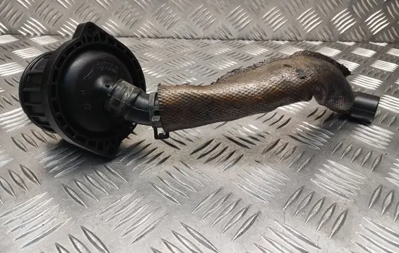 Audi A6 S6 C5 4B Breather/breather pipe/hose 020612002
