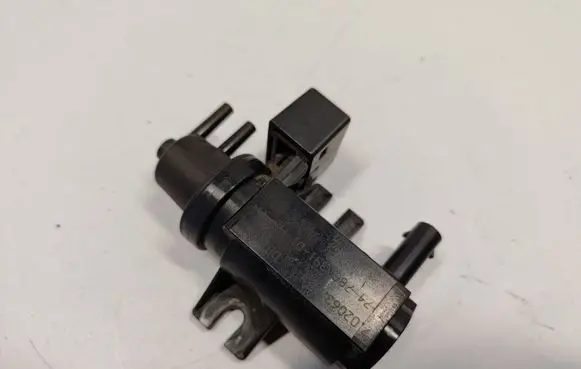Valve vacuum