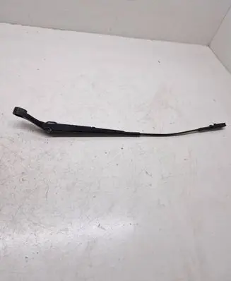 Opel Zafira B Front wiper blade arm 13145366