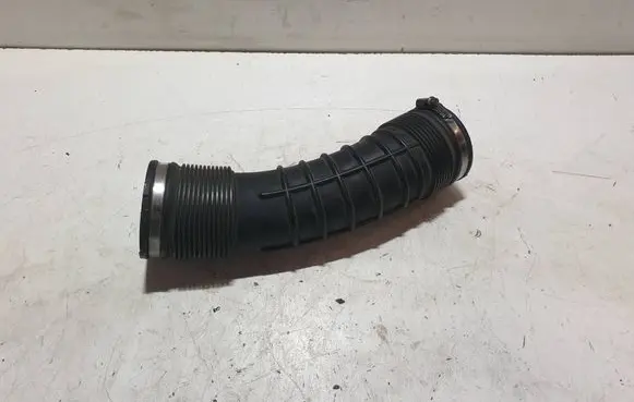 Volvo S80 Air intake hose/pipe 6898050