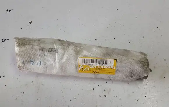 Mitsubishi Outlander Seat airbag 