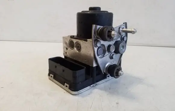 Volkswagen Touareg II ABS Pump 7P0907379H 10092903263 10061936401