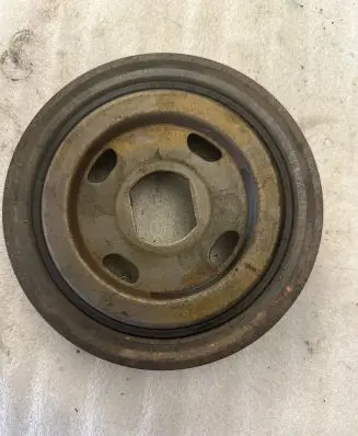 Nissan Qashqai Crankshaft pulley 123034219R