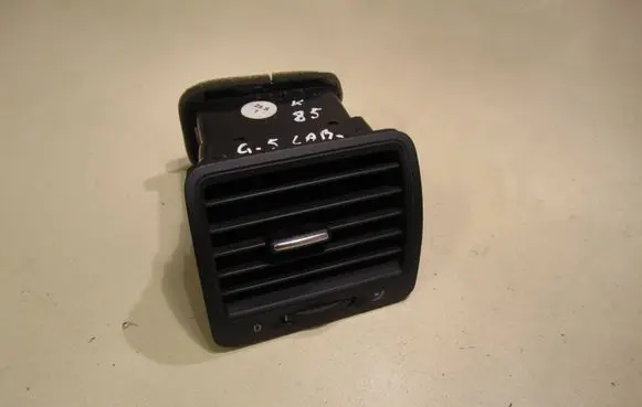Volkswagen Golf V Dash center air vent grill 1K0819704