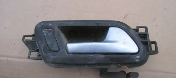 Volkswagen Amarok Front door interior handle 2H0837114D