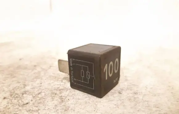 Volkswagen Touran I Other relay 7M0951253A 95VW10K255CA
