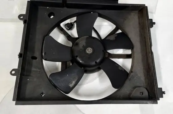 Mitsubishi Outlander Electric radiator cooling fan