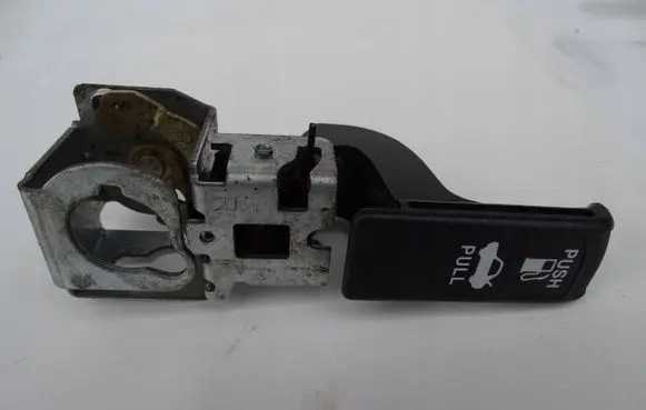 Honda Accord Fuel tank cap lock 
