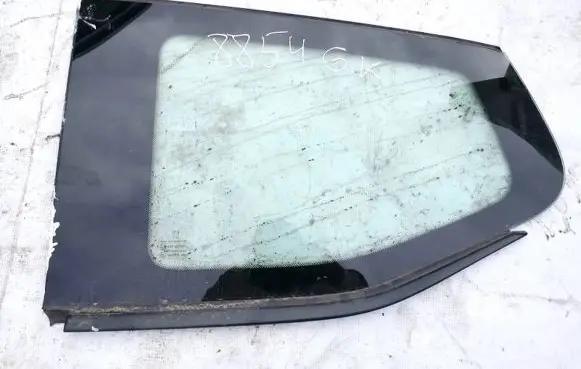 Peugeot 5008 Rear side window
