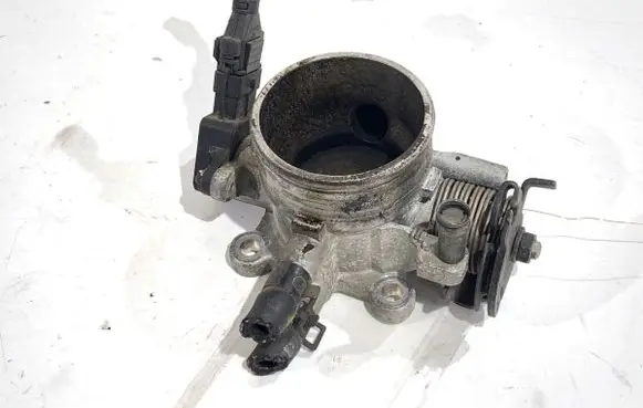 Hyundai Tucson JM Engine shut-off valve 3510023701