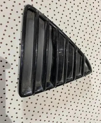 Ford Focus Front bumper lower grill BM5117946C