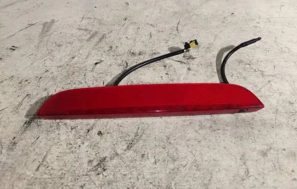 Renault Vel Satis Third/center stoplight 8200063819