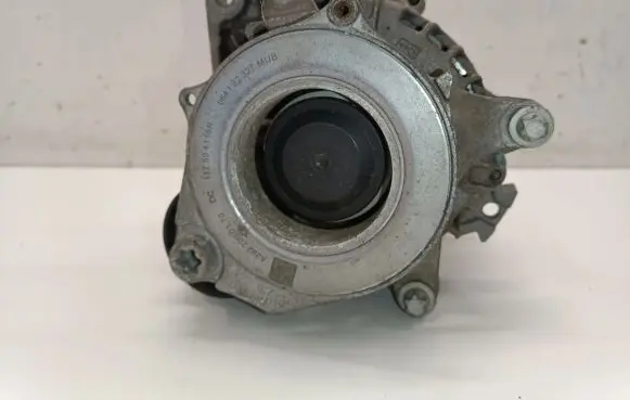 Mercedes-Benz CLA C118 X118 Generator/alternator A0009061311
