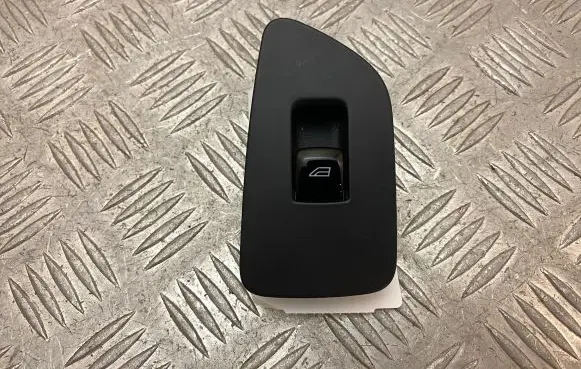 Volvo XC90 Electric window control switch 31376458