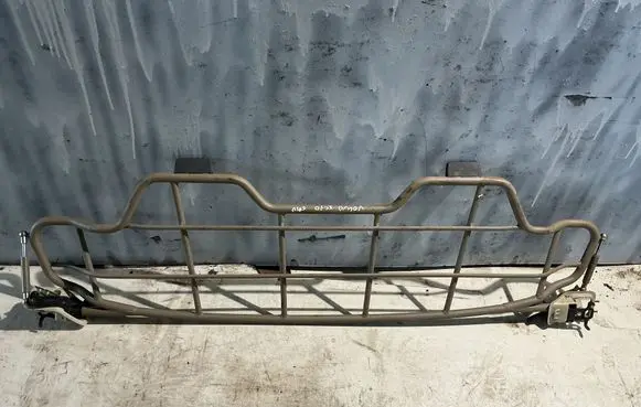 Volvo XC70 Trunk grilles 