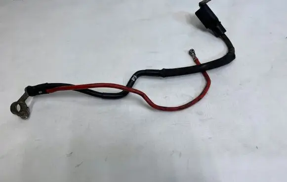 Mercedes-Benz E W212 Positive cable (battery) 